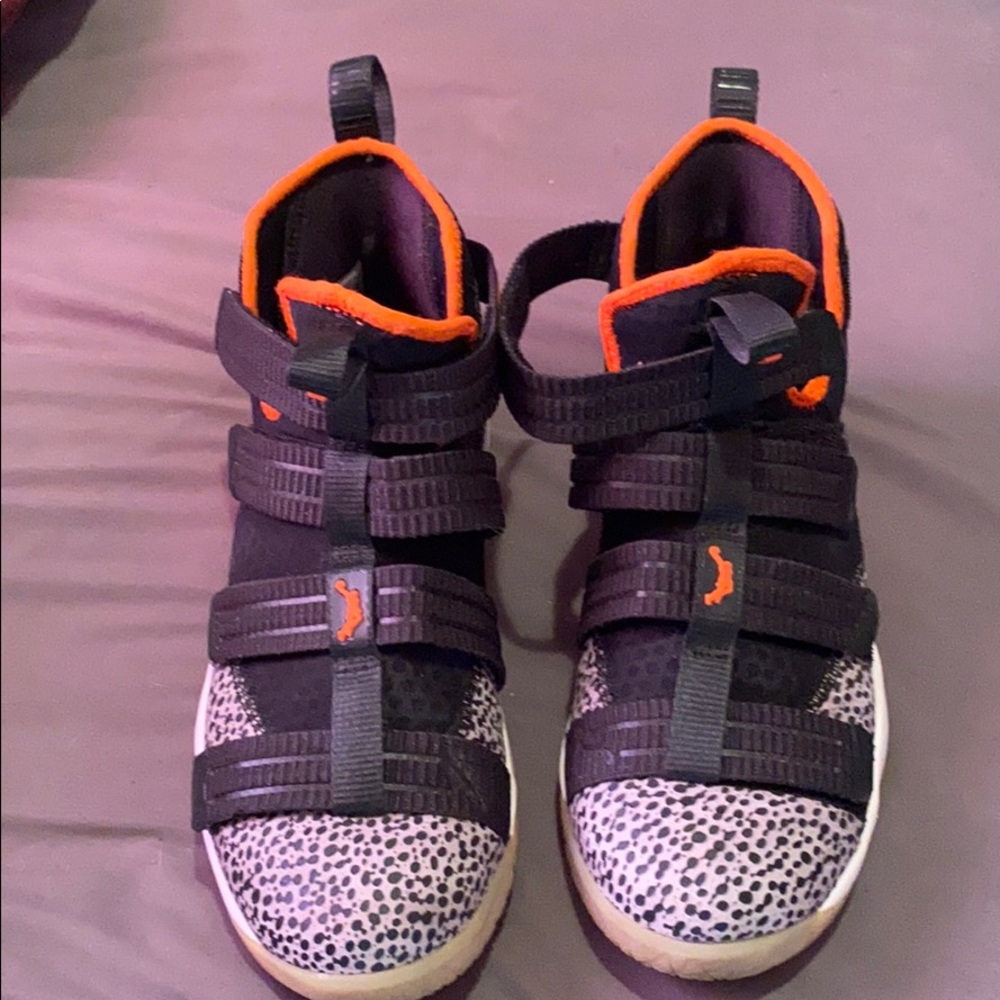 LEBRON SOLDIER 11 'SAFARI